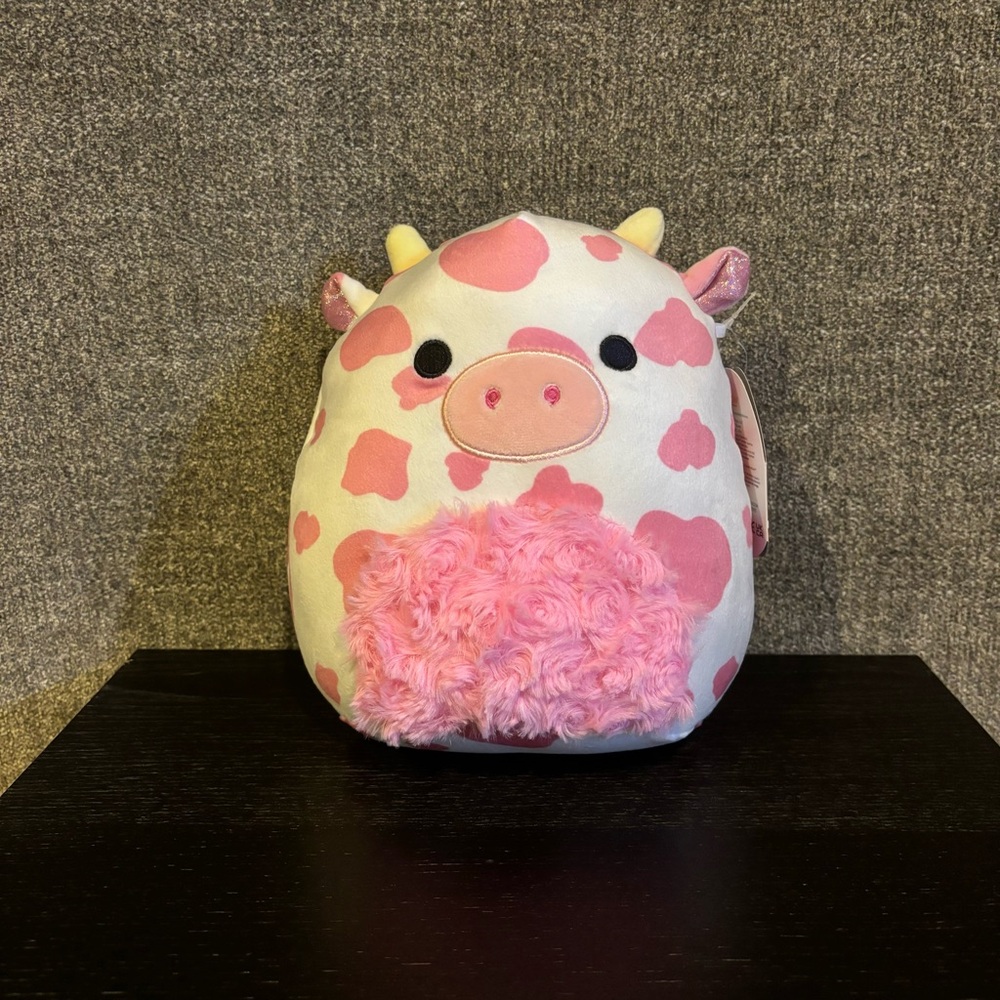 Evangelica 8” Pink Cow Squishmallows
